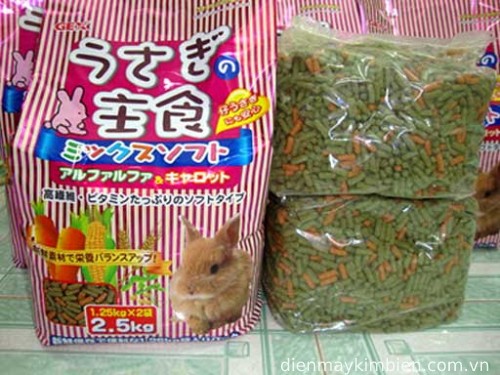 Thức ăn cho thỏ cảnh
